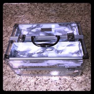 Large beautify clear acrylic train case